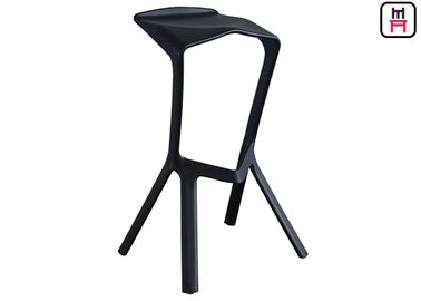 comprare Serie accatastabile minimalista del progettista degli sgabelli da bar del ristorante di Nodic con colore su ordinazione online manufacture