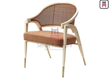 comprare Ash Wood Frame Rattan Dining nero presiede il bracciolo di cuoio del cuscino che pranza la sedia online manufacture